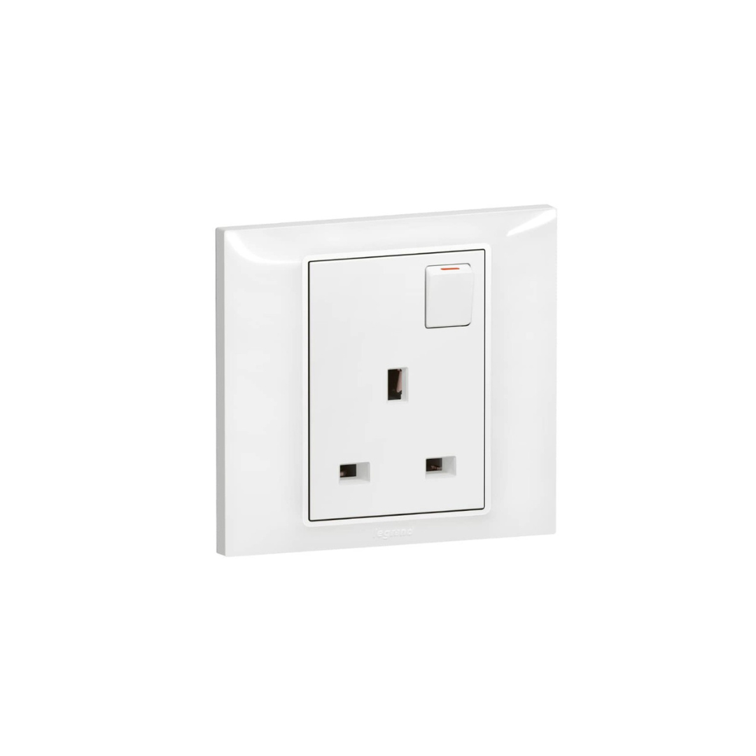 Belanko 13 A 3 Pin Socket + Switch || قابس كهربائي
