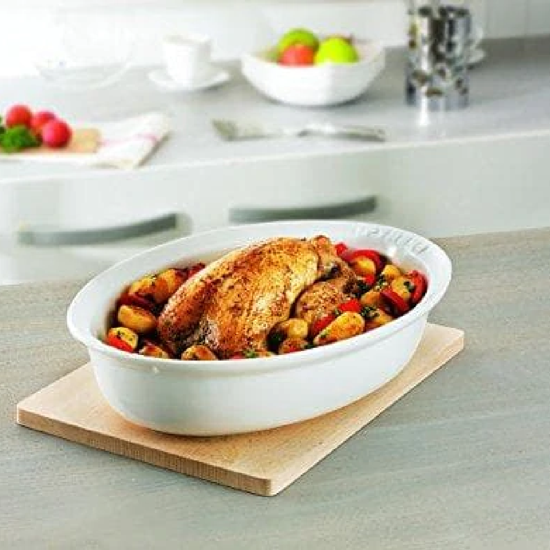 OVAL BAKING TRAY