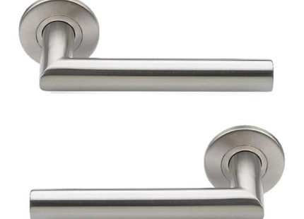 PAIR OF HANDLES ON STAINLESS STEEL ROSETTE