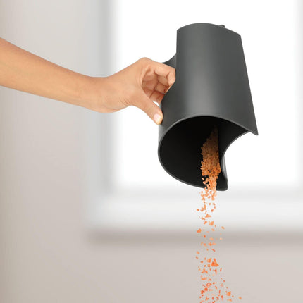 BLACK + DECKER JUICE EXTRACTOR 600W JE600-B5 