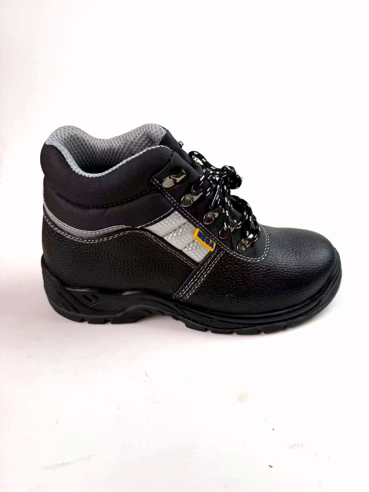 MEGA_8019_SAFETY SHOES_حذاء سلامه MEGA_8019_SAFETY SHOES_حذاء سلامه