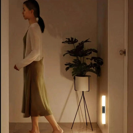 شريط اضاءة لاسلكي بمستشعر حركة