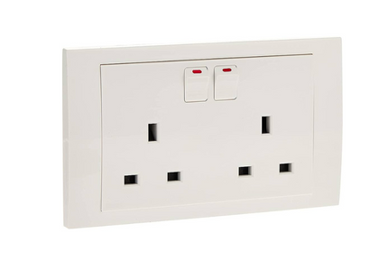 SCHNEIDER_KB25_13A 7*14 SWITCHED SOCKET