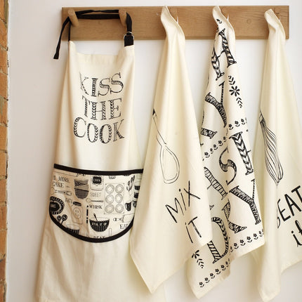 CREATIVE TOPS BAKE STIR IT UP SET OF 3 TEA TOWELS