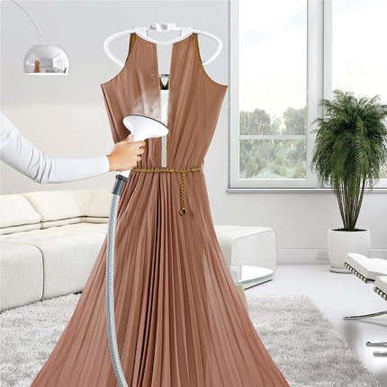 مكواة بخار بلاك أند ديكر عمودية مزدوج 2000 واط