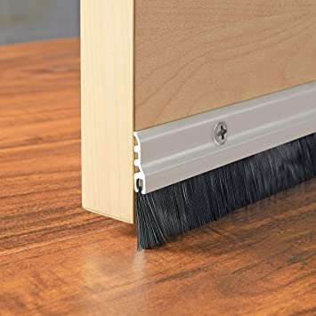 METAL DOOR BRUSH SEAL