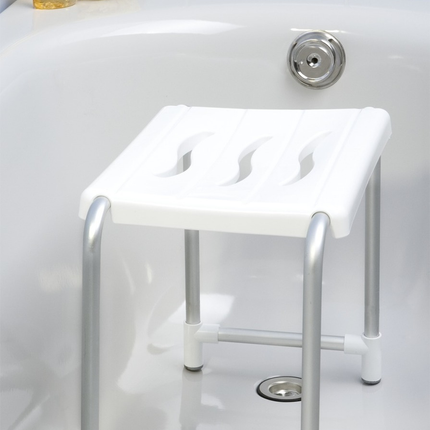 مقعد استحمام سيكيورا 32×50 سم المنيوم من وينكو  فضي/ابيض