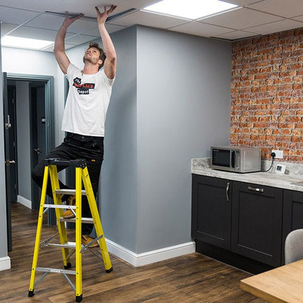 سلم  فايبر 4 درجات