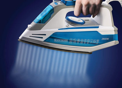 Black &amp; Decker steam iron with automatic shut-off and anti-drip, 2800 watts