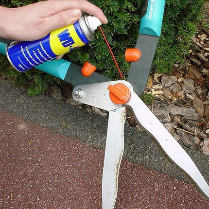 WD-40 200ML MULTI-PURPOSE RUST REMOVER AND LUBRICANT  