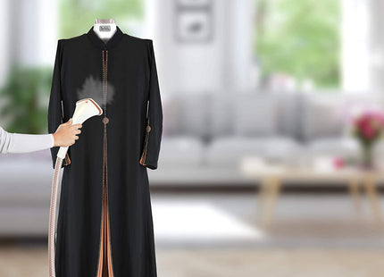 مكواة بخار للملابس من بلاك اند ديكر عمودية مزودة بعلاقة ملابس قابلة للتعديل، 1600 واط