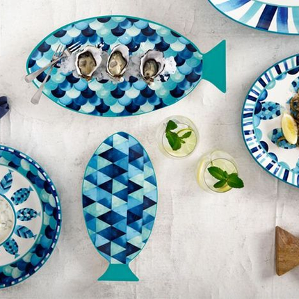 MAXWELL & WILLIAMS REEF DINNER PLATE - SCALES