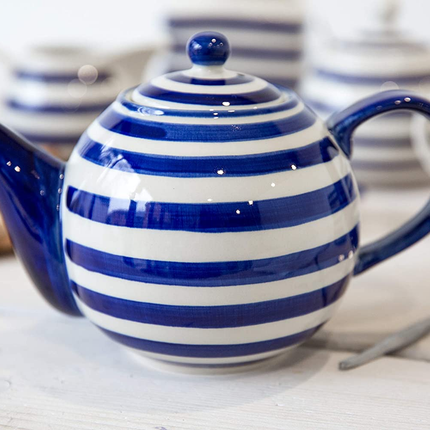 LONDON POTTERY JY18LT02 OUT OF THE BLUE GLOBE TEAPOT WITH STRAINER, STONEWARE, NAVY BLUE STRIPE DESIGN, 4 CUP (900 ML)