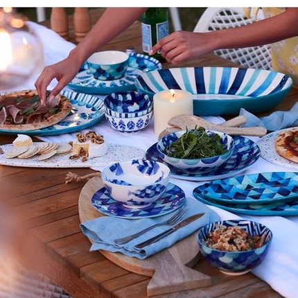 MAXWELL & WILLIAMS REEF DINNER PLATE - SCALES