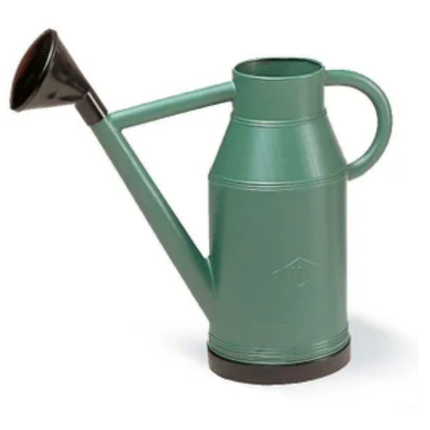 إبريق ري أخضر من إيدا