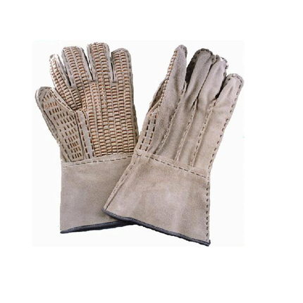 كفوف جلد طبيعي استخدام معادن حاده